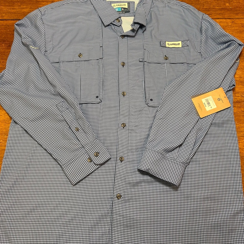 Magellan Outdoors Blue and White Check Long Sleeve Button-Down Shirt